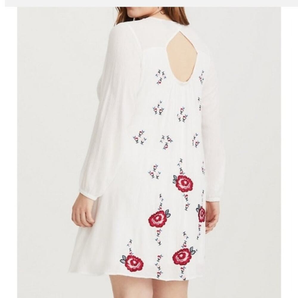 Torrid floral embroidered long sleeve dress nwt size 4x - Picture 2 of 9